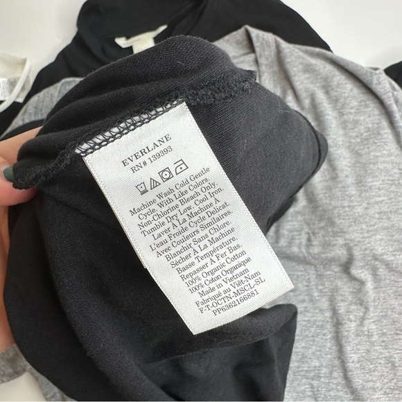 Basic Designer Bundle 4 Pieces Tops and Dress Size XS - S Everlane AG Nordstrom - Picture 8 of 10